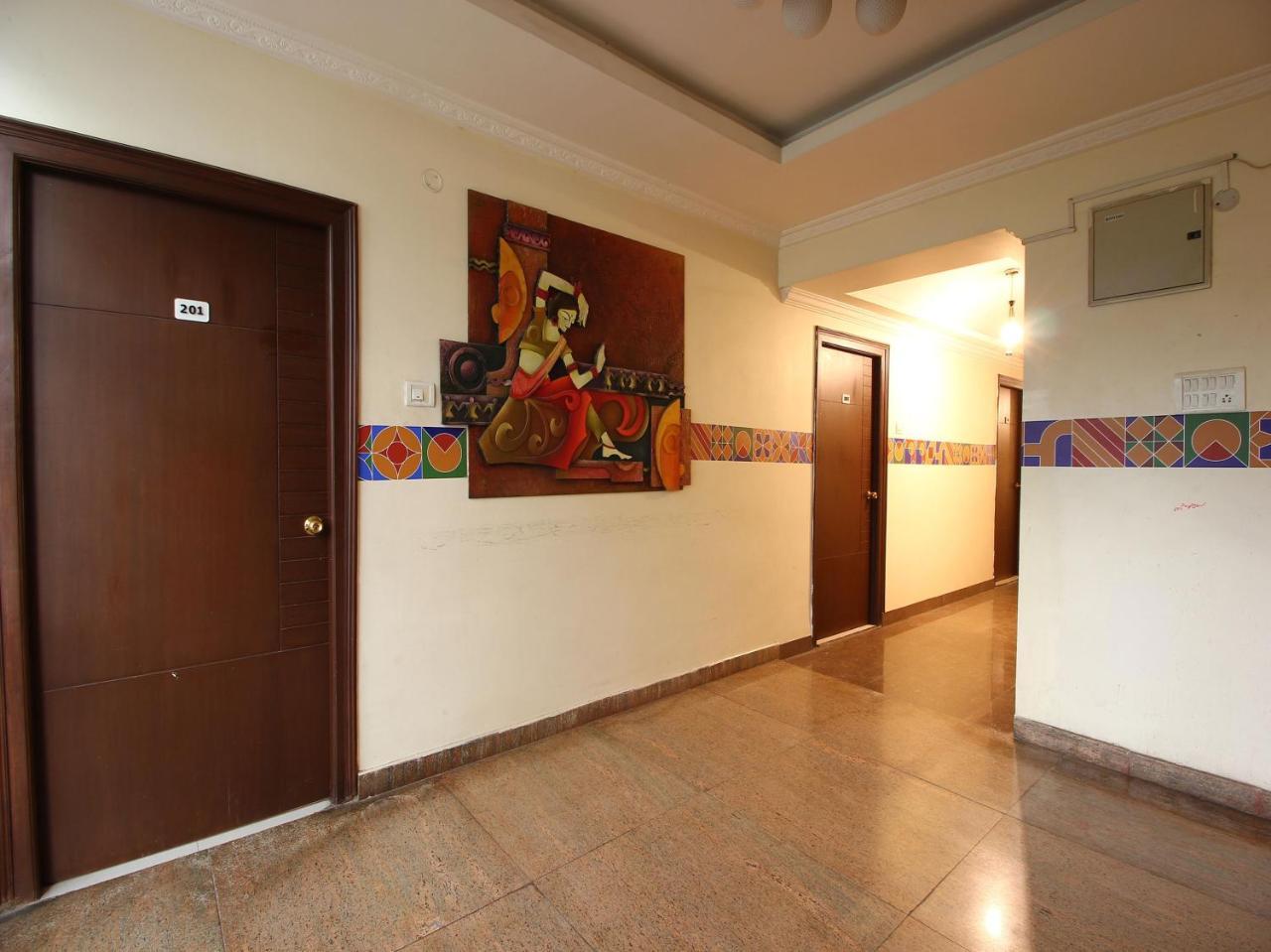 Oyo 17375 My Place Kondapur Hicc Hyderabad Eksteriør billede